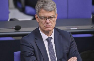 Verkehrsminister spricht Machtwort bei der Bahn