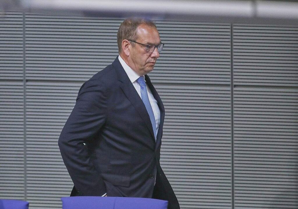 Henning Otte zum neuen Wehrbeauftragten gewählt