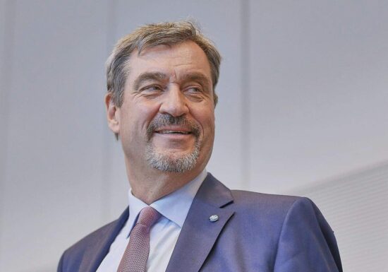 Söder gegen AfD-Verbotsverfahren - Haßelmann drängt darauf
