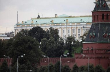 EU erwägt weitere Sanktionen gegen russische Banken und Schiffe