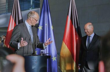 Bericht: Erste Merz-Erklärung von Scholz-Redenschreiber entworfen