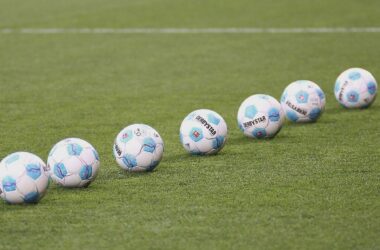 2. Bundesliga: HSV bleibt auf Aufstiegskurs - Sieg in Darmstadt