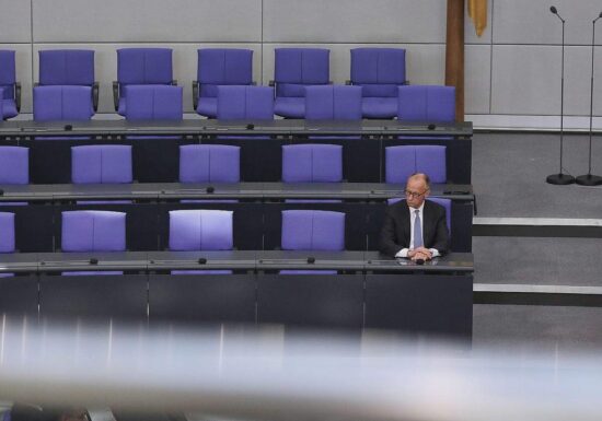 Wüst freut sich über zweiten Kanzler aus NRW nach Konrad Adenauer