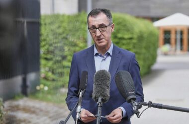 Özdemir nennt gescheiterte Kanzlerwahl "Betriebsunfall"