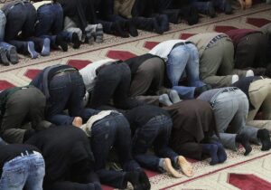 Studie findet keine radikalen Inhalte in Moschee-Predigten