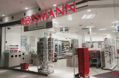 Rossmann-Chef fordert höhere Steuern auf hohe Gewinne