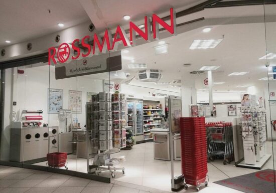 Rossmann-Chef fordert höhere Steuern auf hohe Gewinne