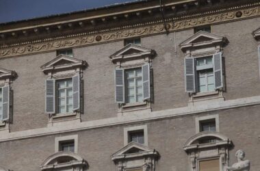 Weißer Rauch: Konklave hat neuen Papst gewählt
