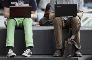 Umfrage: In Deutschland dominieren bei KI kostenlose Angebote