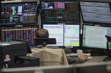 Dax legt zu - Neues Allzeithoch durch Zollhoffnungen