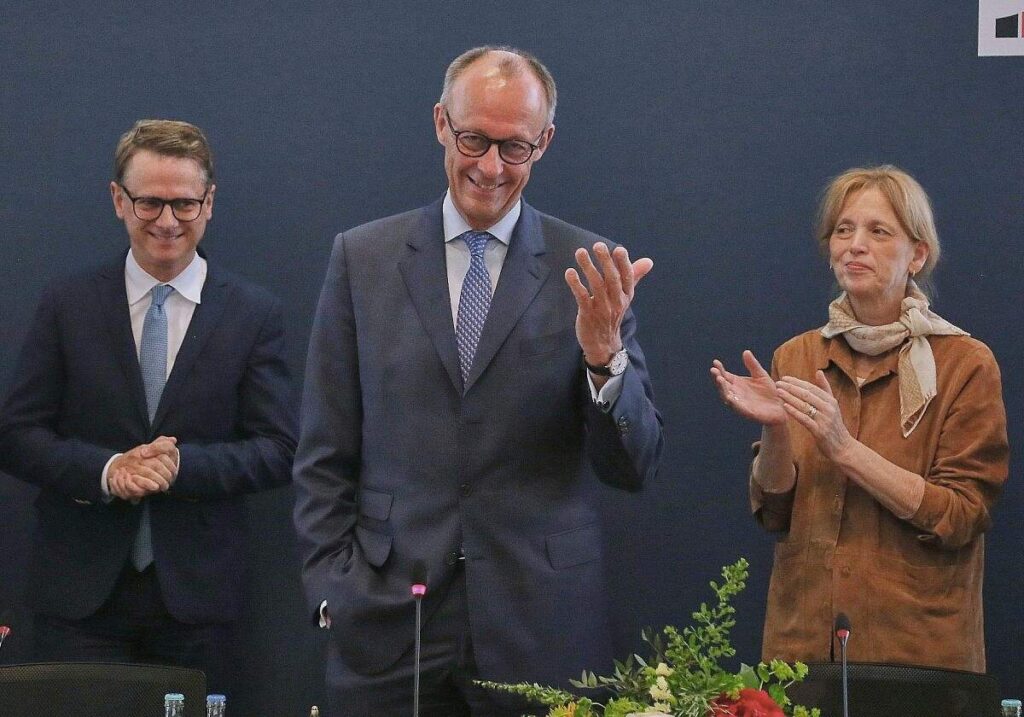 Insa: Union legt zu - SPD verliert leicht