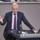 Röttgen plädiert für Beschlagnahme russischen Staatsvermögens