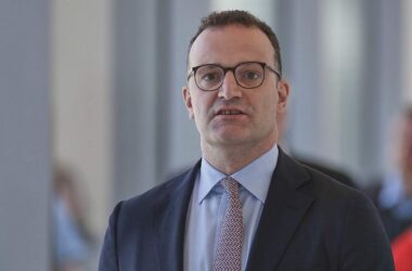 Spahn mahnt zu schnellen Entscheidungen zur Wirtschaftsstärkung