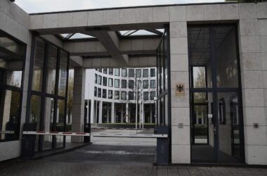 Anklage gegen drei mutmaßliche russische Spione erhoben
