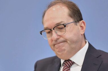 Brantner pocht auf Begründung für Dobrindts Zurückweisungen