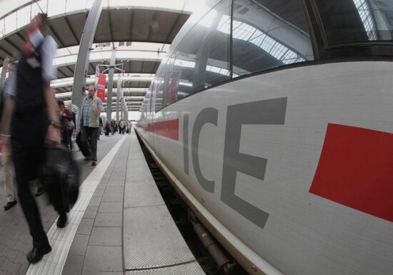Im Juni nur knapp über Hälfte der Fernverkehrszüge pünktlich