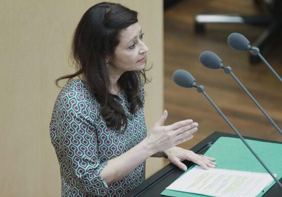 Berlins Justizsenatorin Badenberg will mehr KI