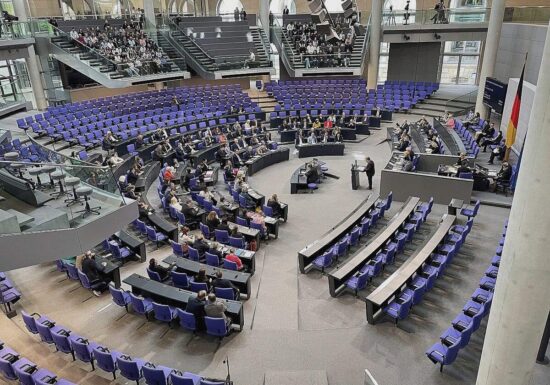 Koalition verteidigt geplante Diätenerhöhung