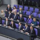 Klöckner rügt Bundesregierung für mangelnde Präsenz im Parlament