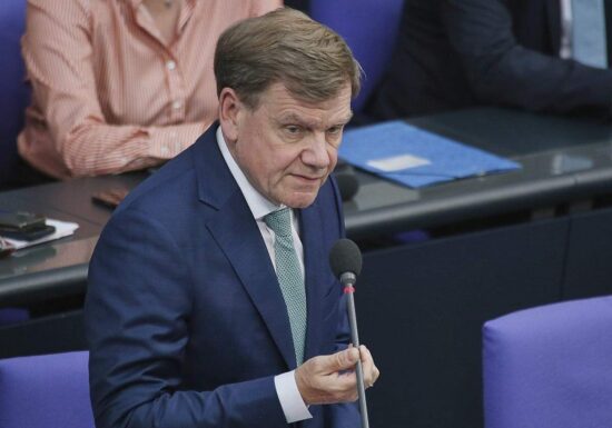 Wadephul: "Russland bedroht direkt unser Leben in Deutschland"