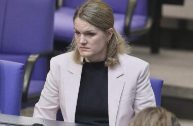 SPD verteidigt Verkleinerung des Parlamentarischen Kontrollgremiums
