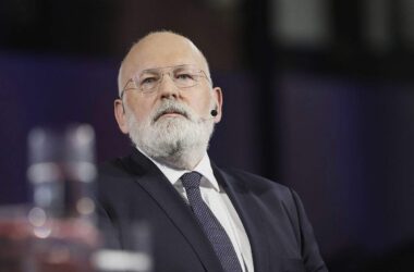 Timmermans fordert Politik der Zuversicht gegen rechte Angstmache
