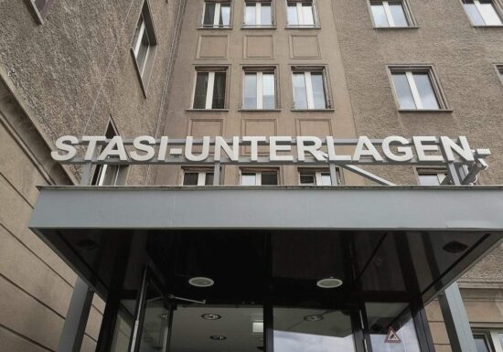Voigt mahnt mehr Anerkennung für SED-Opfer an
