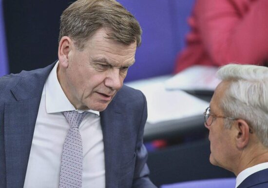 Röttgen für weniger Völkerrechtsfokus in Außenpolitik