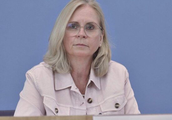 Lindholz warnt CDU und SPD vor Ende der Waffenlieferungen an Israel