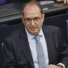 Dobrindt stellt Fünf-Punkte-Plan für "Cyber Dome" auf