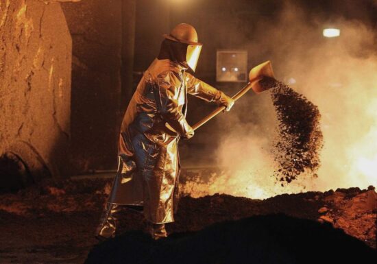 Metall- und Elektroindustrie mahnt Politik zu mehr Unterstützung