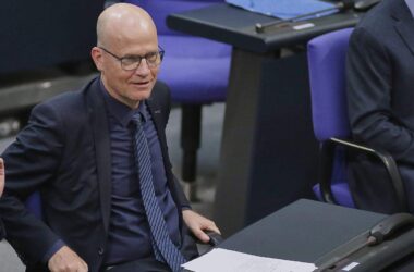 Wachsende Kritik in der Union am milliardenschweren Sondervermögen