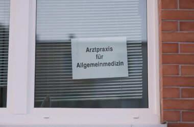 Hausärzte fordern Kostenübernahme bei Long-Covid-Medikamenten