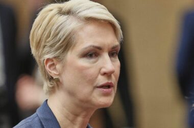 Schwesig fürchtet Überlastung der Kommunen durch Steuerpläne