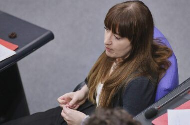 PKGr: SPD und Union uneins über Wählbarkeit von Reichinnek