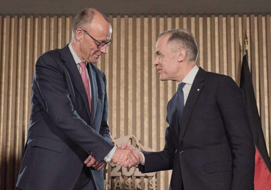 Merz startet extralangen G7-Gipfel mit bilateralen Gesprächen