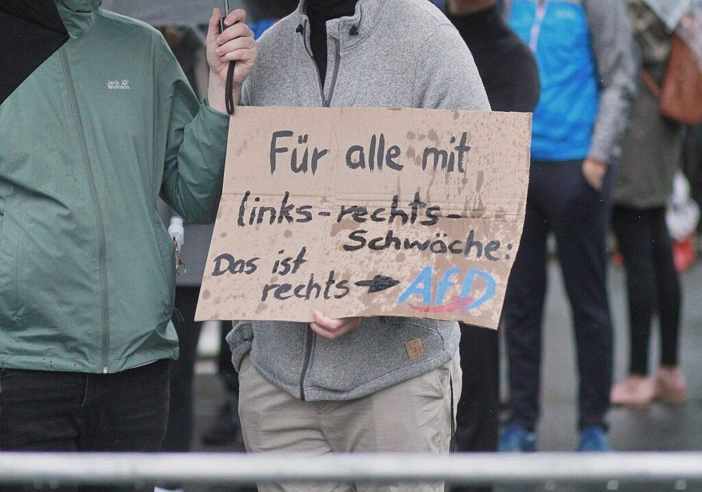 Berlins Justizsenatorin attestiert AfD-Verbotsdebatte "Kurzschluss"