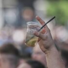 Gesundheitsminister fordern Verbot von begleitetem Alkoholkonsum