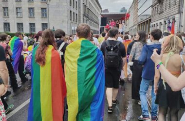 Queer-Beauftragte der Bundesregierung will Grundgesetzänderung