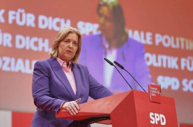 Bas warnt bei SPD-Parteitag vor "Klassenkampf von oben"