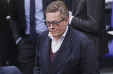 Von Notz warnt vor Sabotage durch Russland