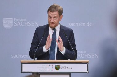 Kretschmer will Strompreisdeckel für alle Unternehmen