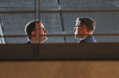 Linnemann verteidigt Spahn wegen Masken-Deals