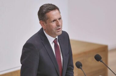 Lies sorgt sich um jüdische Einrichtungen