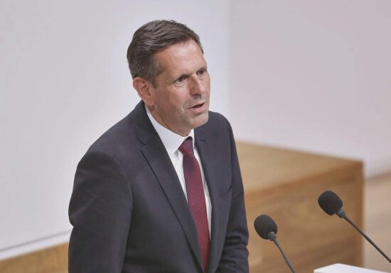 Lies sorgt sich um jüdische Einrichtungen