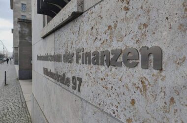 Ökonomen zweifeln an Wirksamkeit des "Investitionsboosters"