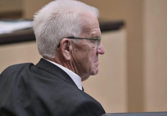 Özdemir und Kretschmann warnen Grüne vor Annäherung an Linke