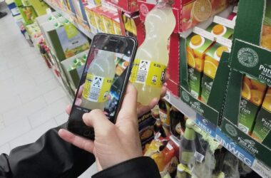 Immer mehr Deutsche zahlen mit Smartphone