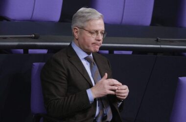 Röttgen: Politische Spaltung in Polen schwächt das Land und Europa