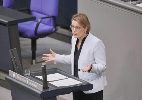 Hubig mahnt Dobrindt zu Begründung für Zurückweisungen